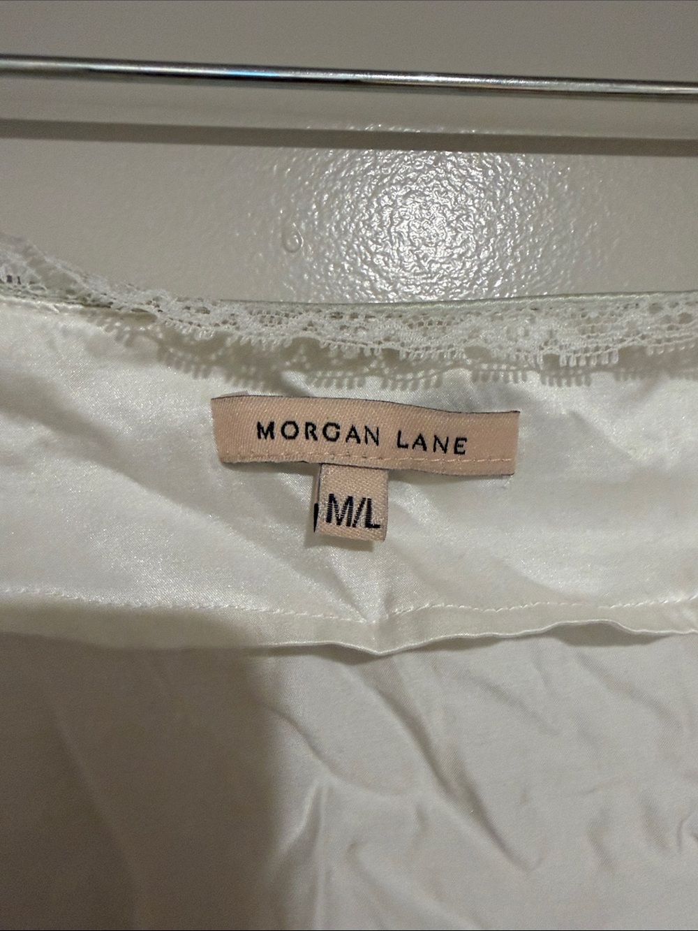 Morgan Lane Bridal White Robe - Picture 4 of 8